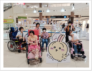 �H�̃��N���G�[�V�����ʐ^